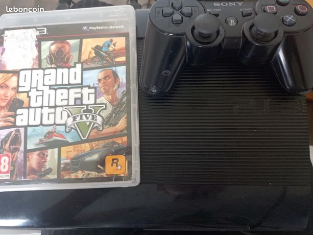 Vend PS3+manette+chargeur+GTA 5