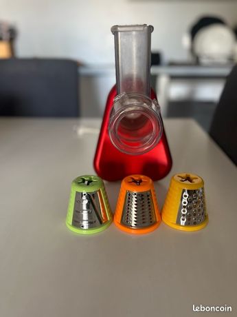 Vend robot de cuisine moulinex