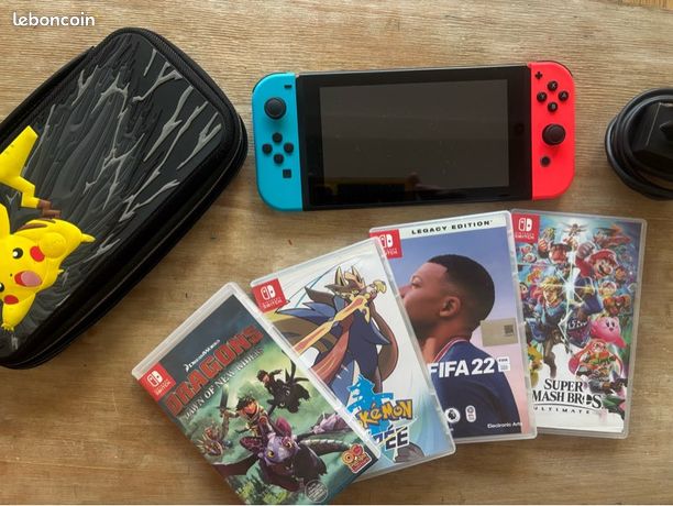 switch + jeu + étui Pokémon