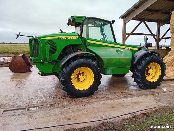 Vend télescopique John Deere 3215