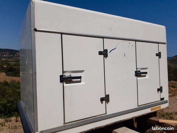 Vends caisse frigorifique à portillons négative positive