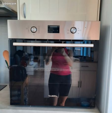 Vends four encastrable VALBERG à chaleur tournante MFO