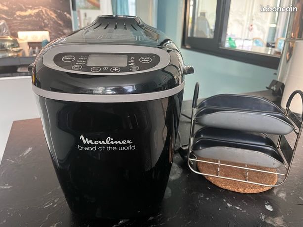 Vends machine à pain moulinex
