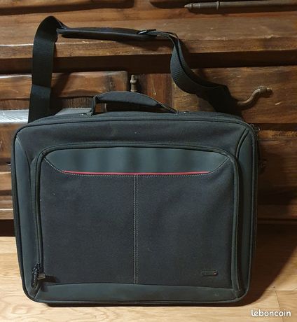 Vends Malette PC 17 pouces