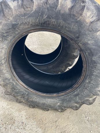Vends pneu agricole