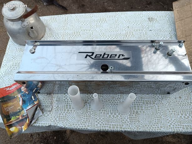 Vends poussoir à saucisse REBER 8kg neuf