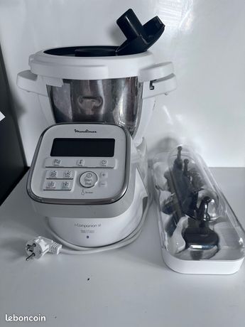Vends robot cuiseur Moulinex Companion XL connecter en excellent état complet et prêt à lemploi