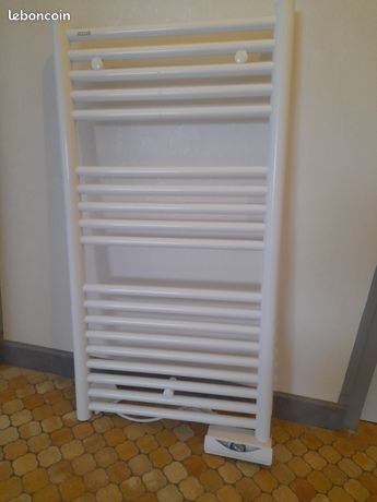 Vends Sèche serviettes électrique