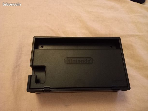 Vends station d'alimentation de charge nitendo switch état neuf