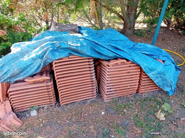 Vends tuiles en terre cuite