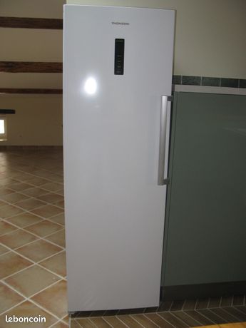 Frigo THOMSON air ventilé