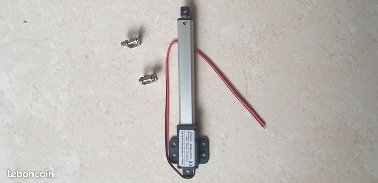 Vérin électrique 12V 100mm 150N 4mm/s