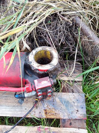 Vérin hydraulique double effet