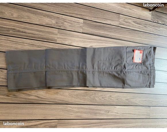 Veste et pantalon de travail