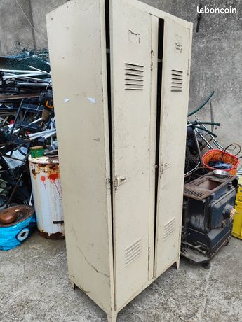 Vestiaire metallique