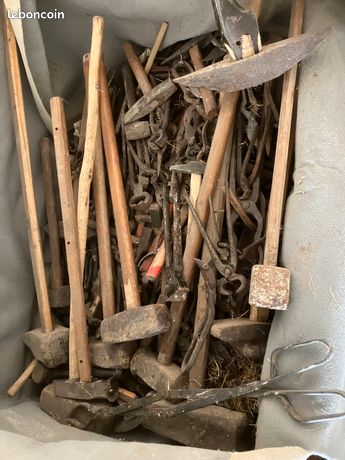 Vide grange maison garage Militaria outils