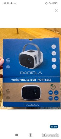 Vidéo projecteur RADIOLA HDMIUSBPRISE JACK BLUETOOTH... NEUF Encore s