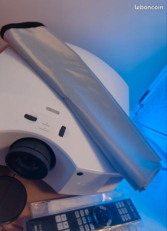 Vidéo projecteur SONY HW45ES