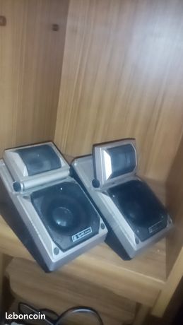 Vintage car stereo Sk201