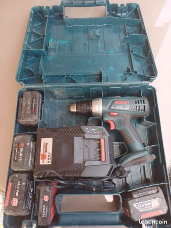 Visseuse BOSCH AVEC 5 BATTERIES