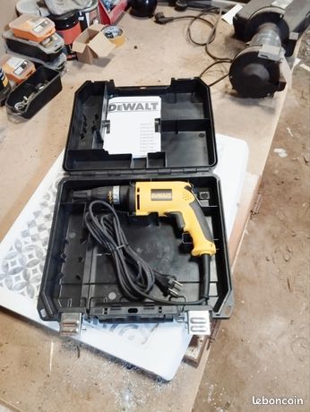 Visseuse Dewalt a placo