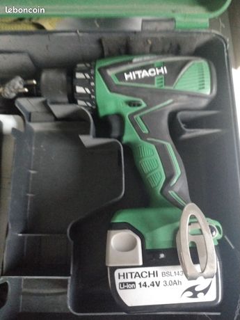 Visseuse hitachi