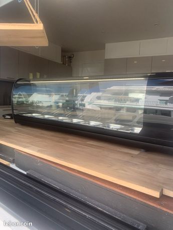 Vitrine à sushis réfrigérée