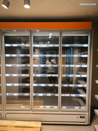 Vitrine Bonnet Nevé négative