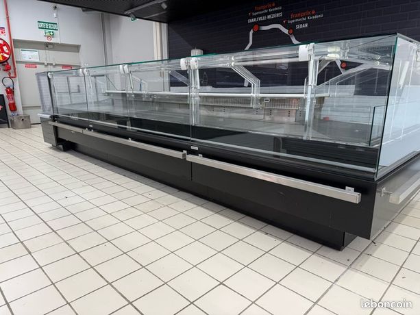 Vitrine boucherie 5m75