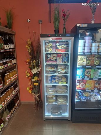 Vitrine négative 400l