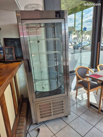 Vitrine pâtisserie