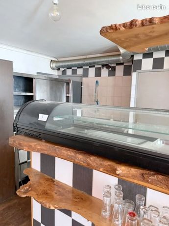 Vitrine réfrigérée à sushis