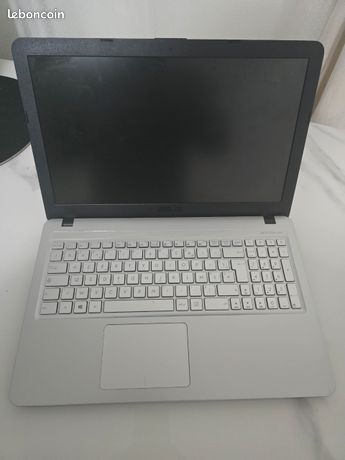 VivoBook 15_ASUS Laptop X540UAR