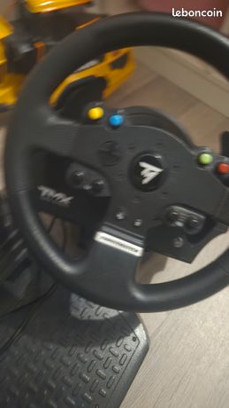 Volant Thrustmaster TMX