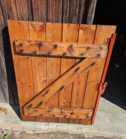 Volet bois un battant