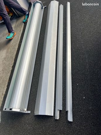 Volet garage gris métallisé motorisé