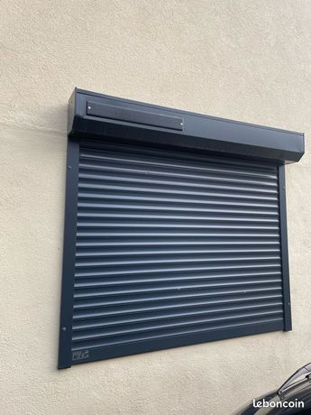 Volet roulant solaire