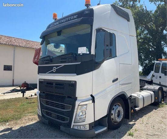 Volvo fh 500 xxl mega 2017 +4 semi bâchée