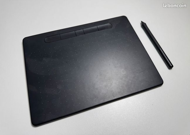 Wacom intuos small tablette graphique avec stylet