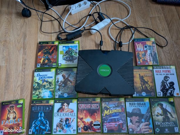 Xbox 1ère génération avec 14 jeux