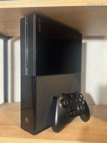 Xbox One + manette + 5 jeux