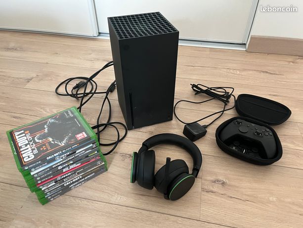 Xbox série X avec manette élite et casque