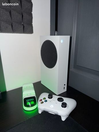 Xbox Series S | 1 Manette + 1 Docking station