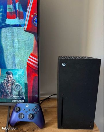 Xbox Series X + manette + 2 jeux