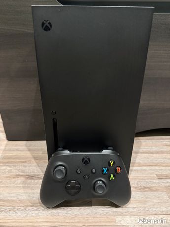 Xbox Series X - Très bon état + manette