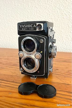Yashica Mat 124